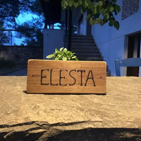 Semesterbostad Elesta Vourvourou
