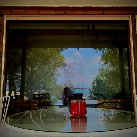 Case de vacanță Elesta *